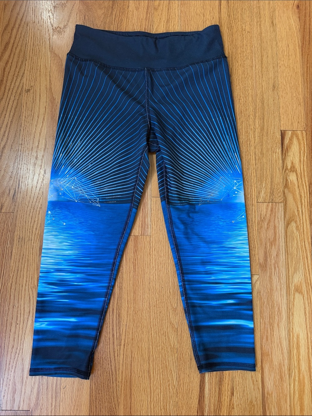 Evolution and Creation Women’s 3/4 Cropped Leggings